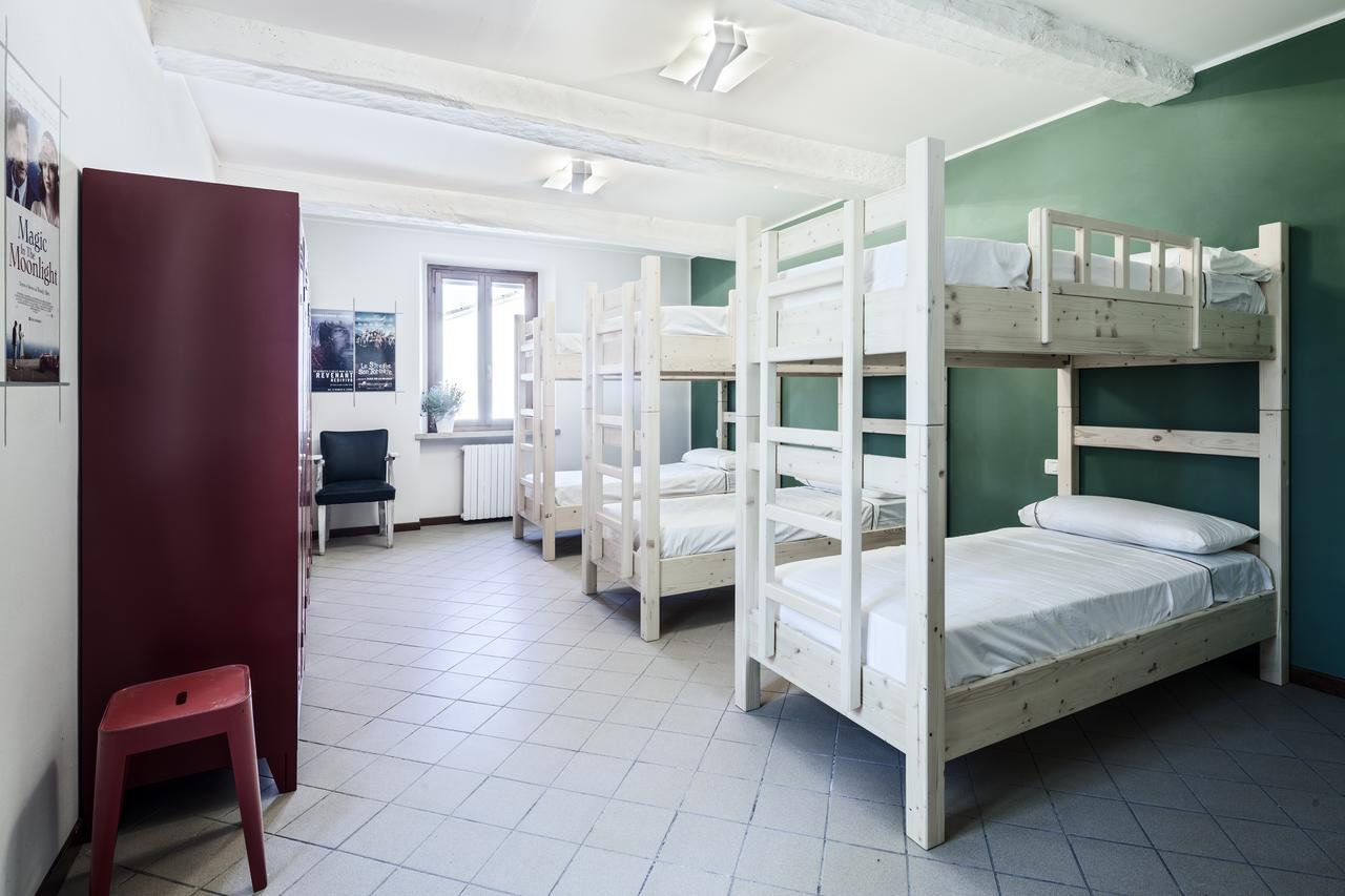 Cascina La Goliarda Hostal *